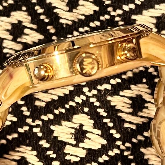 Michael Kors Gold Watch Tortoise Shell - Picture 4 of 5